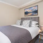 Knavesmire Mews 3 Bedrooms-free Parking Appartement
