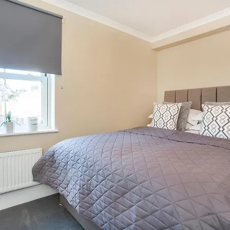 Knavesmire Mews 3 Bedrooms-free Parking * 约克